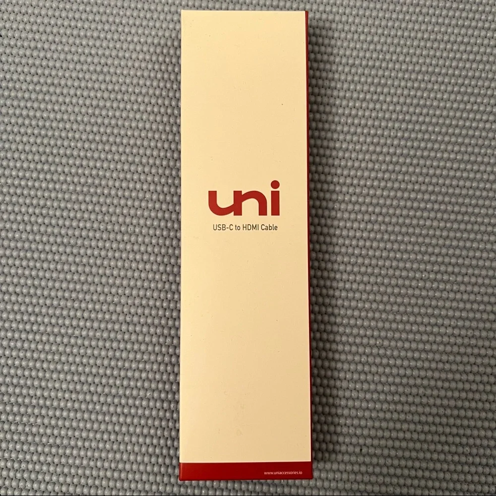 NWT Uni USB-C to HDMI 6ft Cable